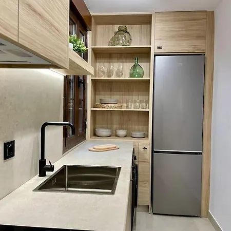 El Geranio Apartment *