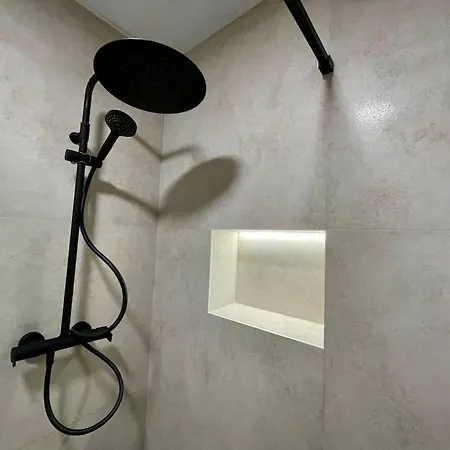 El Geranio Apartment *